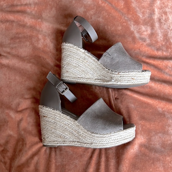 Steve Madden Jaylen Espadrille Wedges - Picture 2 of 4